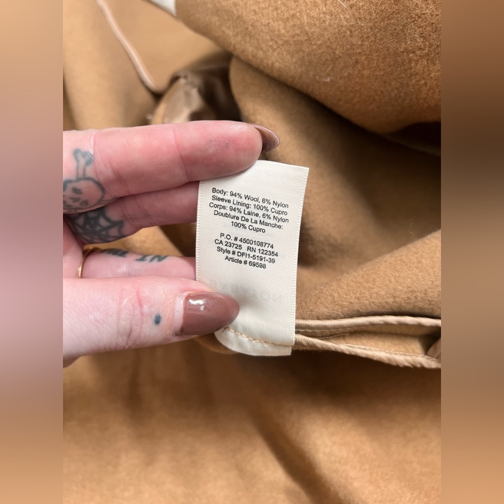 Aritzia Babaton tan camel wool coat size small - Picture 9 of 15